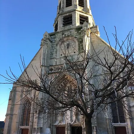 アパート Cote Saint-leonard - *